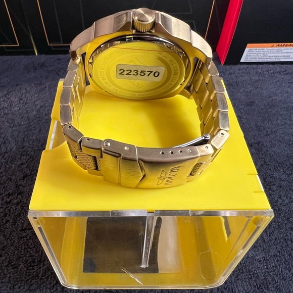 Invicta Speedway Men’s Watch-46mm MOD-48934 Gold & Black Dial (NWT) - Picture 7 of 11